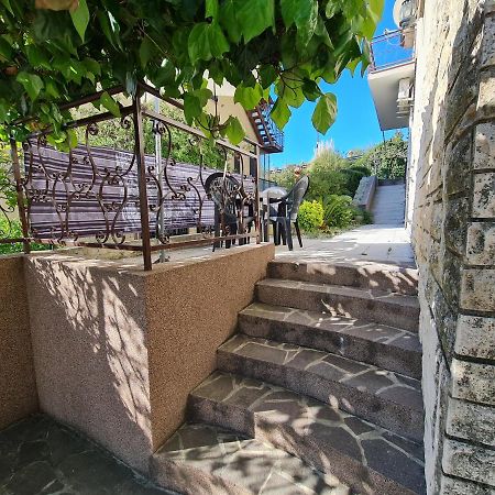 Апартаменты Apartma Pina Изола Экстерьер фото