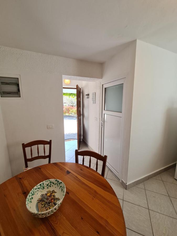 Апартаменты Apartma Pina Изола Экстерьер фото