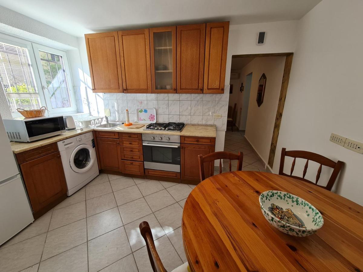 Апартаменты Apartma Pina Изола Экстерьер фото